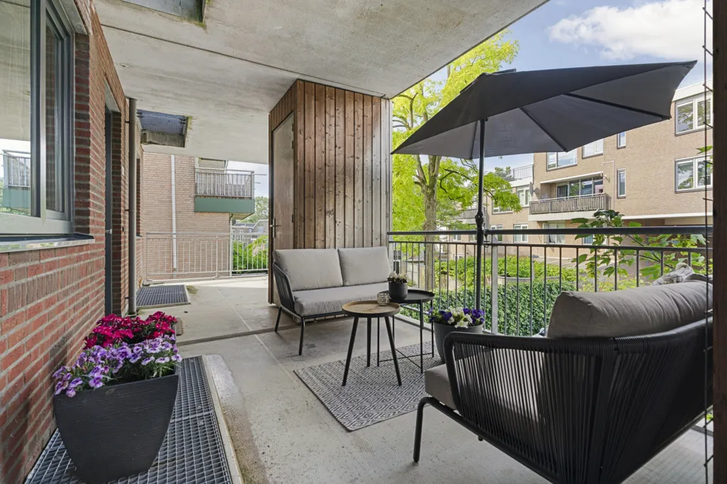 Balcone - Modern T2 Apartment with Terrace in Arnhem