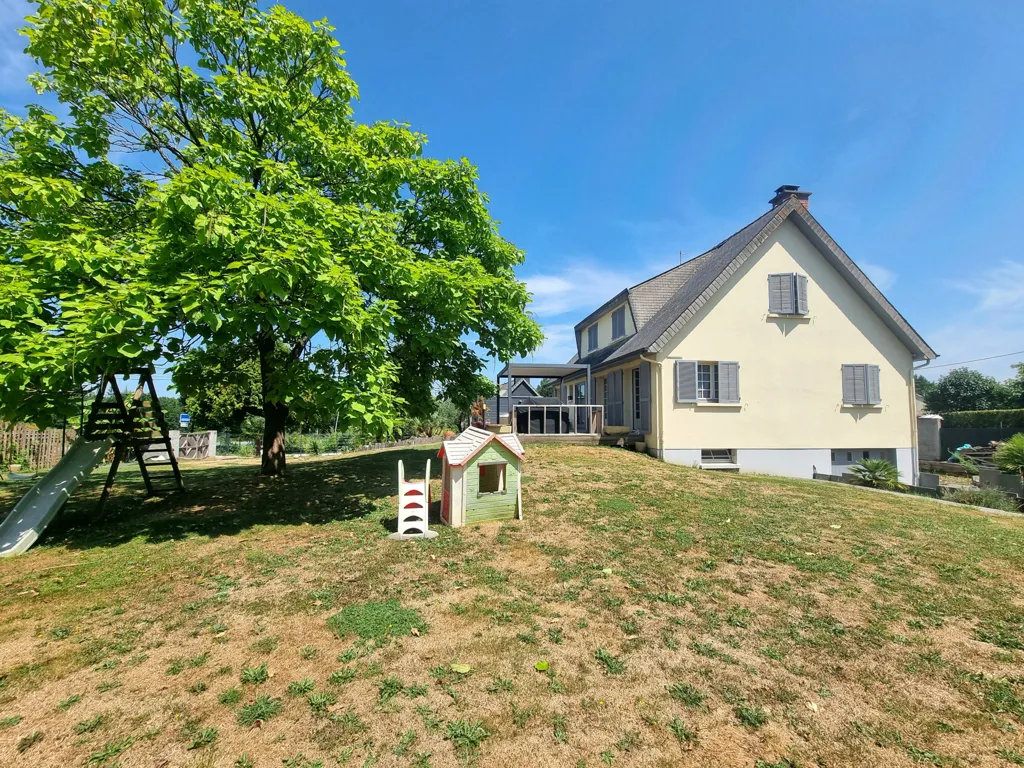 Jardín - Renovated House with Garden in Hédé-Bazouges