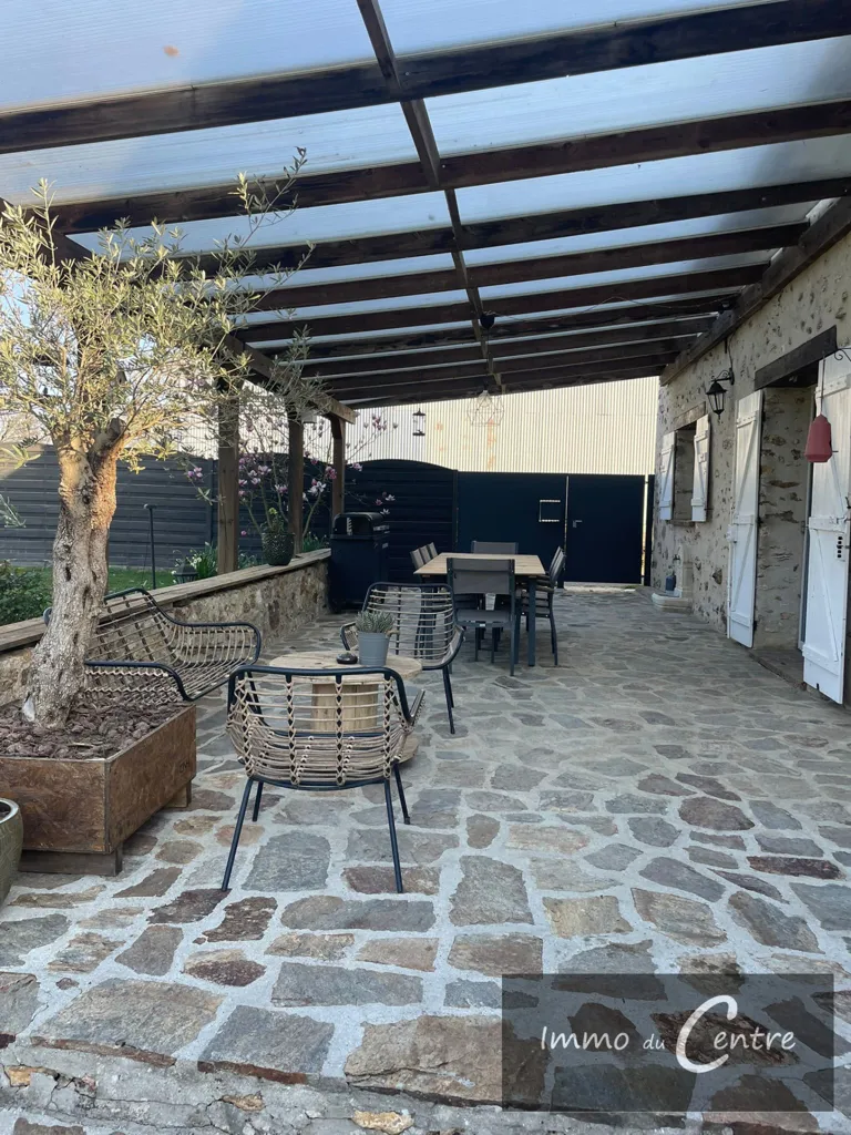 Terrasse - Maison avec Dépendance à Montmirail
