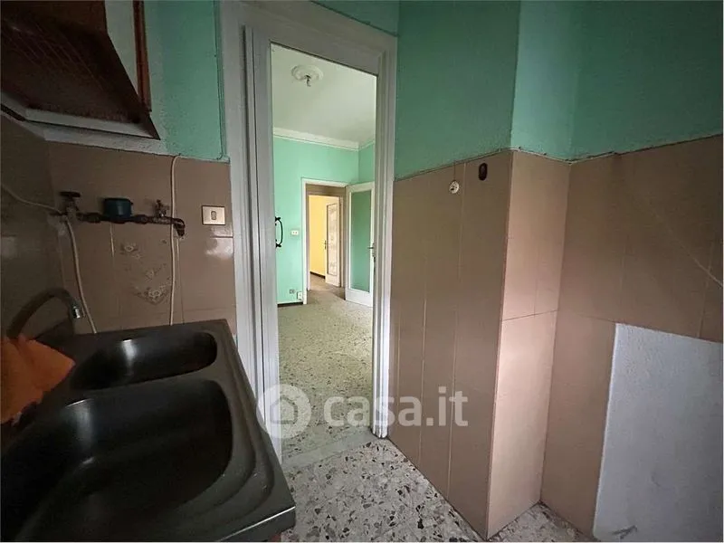 Cuisine - Three-Bedroom Apartment with Balcony in Vercelli