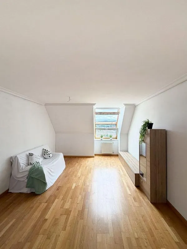 Soggiorno - Penthouse with Garage in Oviedo