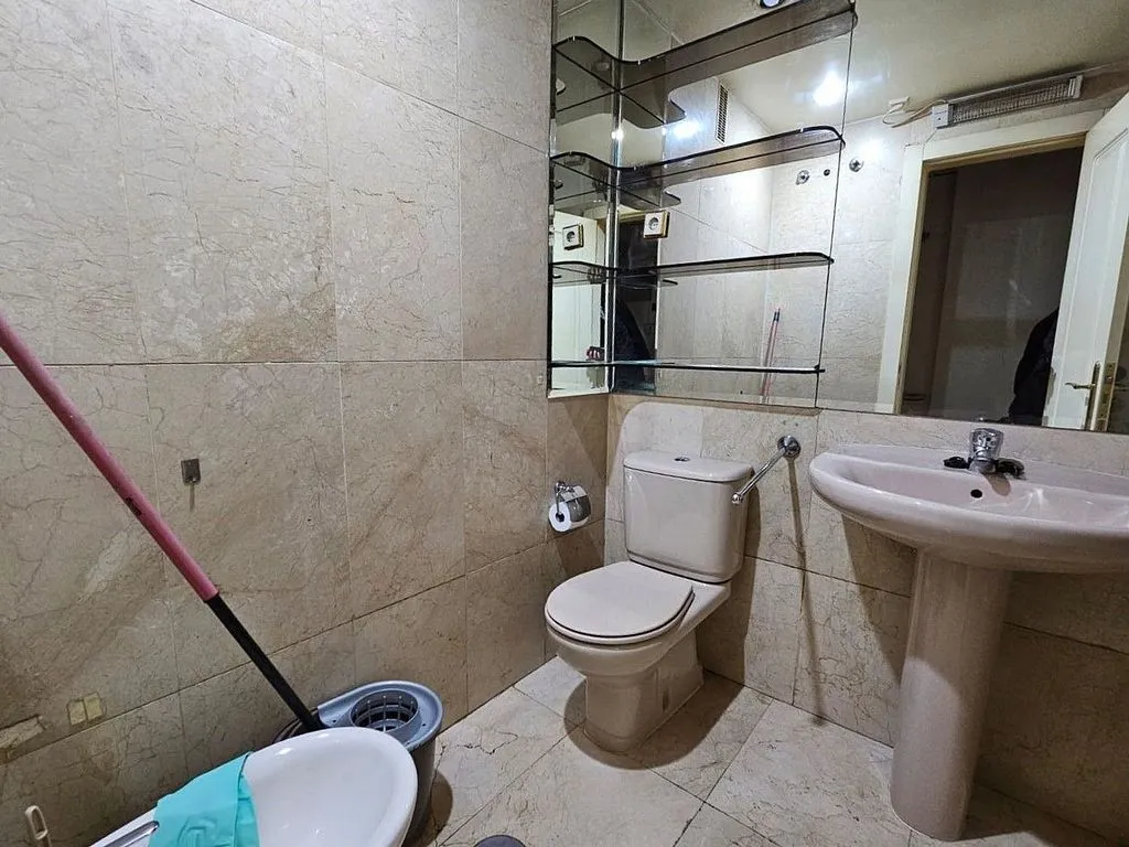 Vannitoad - 1-Bedroom Flat with Pool in Delicias, Madrid