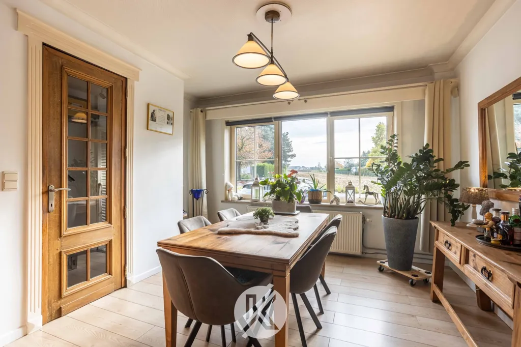 Salle à manger - Maison Tijdloze avec Terrasse près d'Aalst