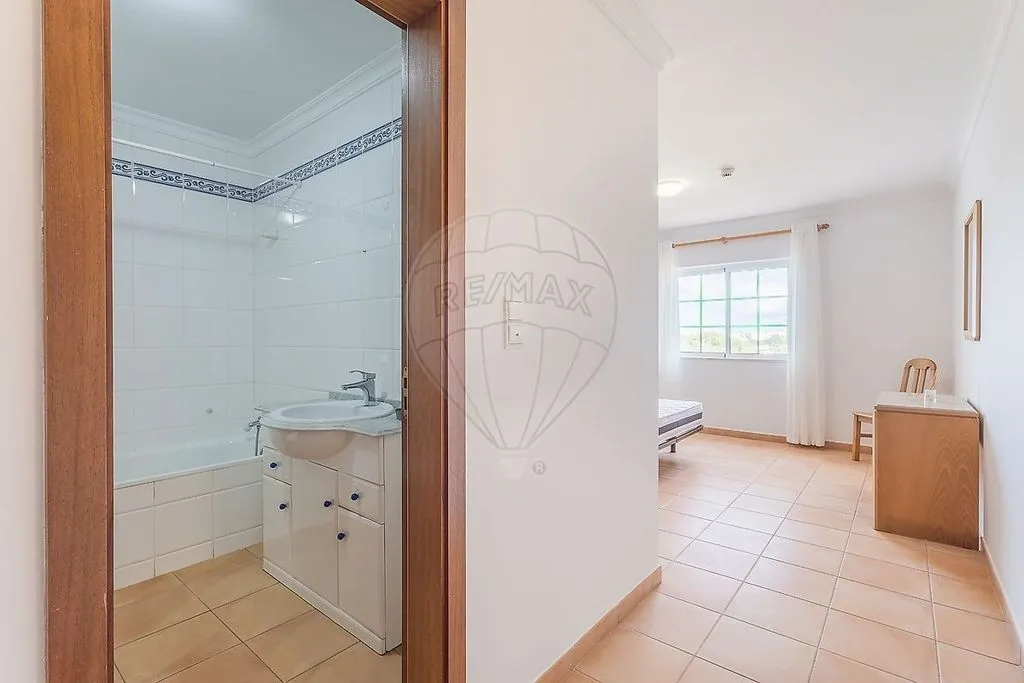 Vannitoad - Luxury Duplex with Terrace in Portimão