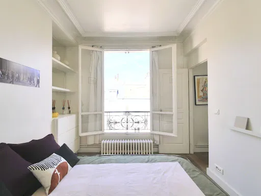 Magamistoad - Haussmannian Flat with Rooftop Views in Paris