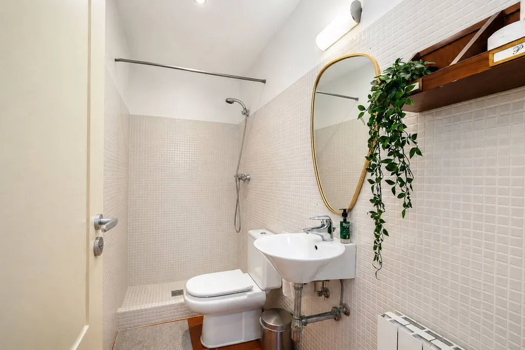 Salles de bain - Contemporary 5-Bedroom House with Pool in Sitges