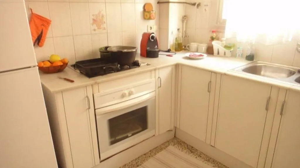 Cuisine - Luxury House with Terrace in Cornellà de Llobregat