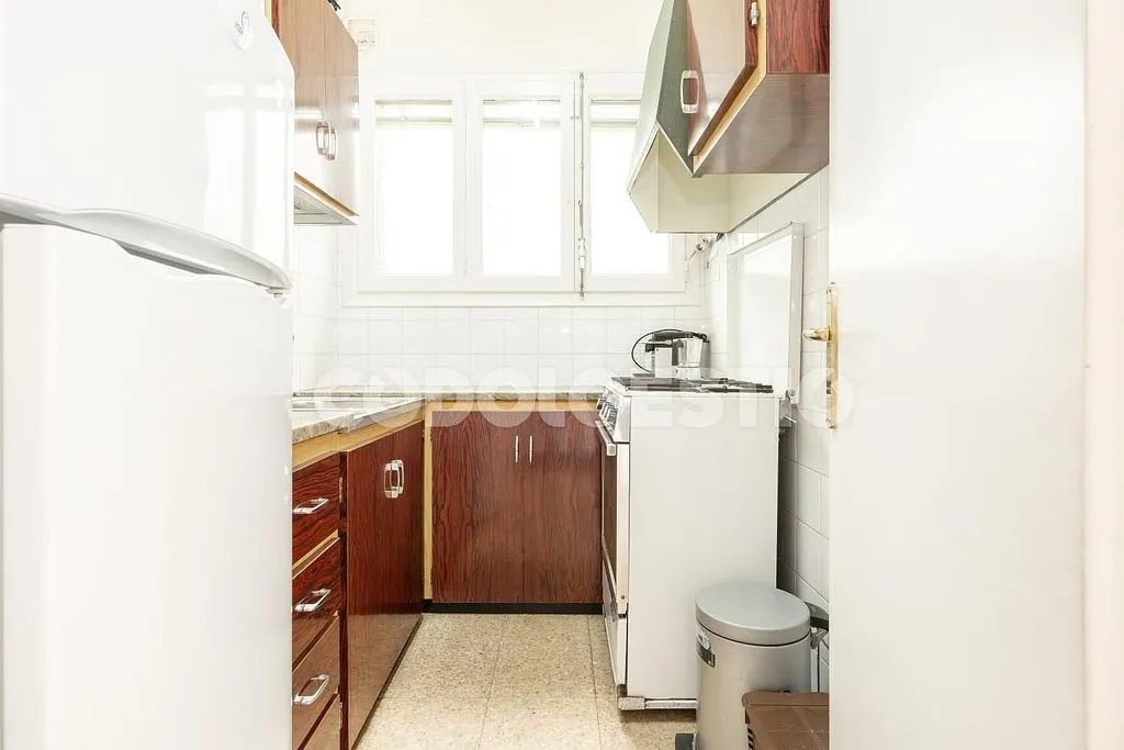 Köök - Three-Bedroom House with Terrace in Torelló