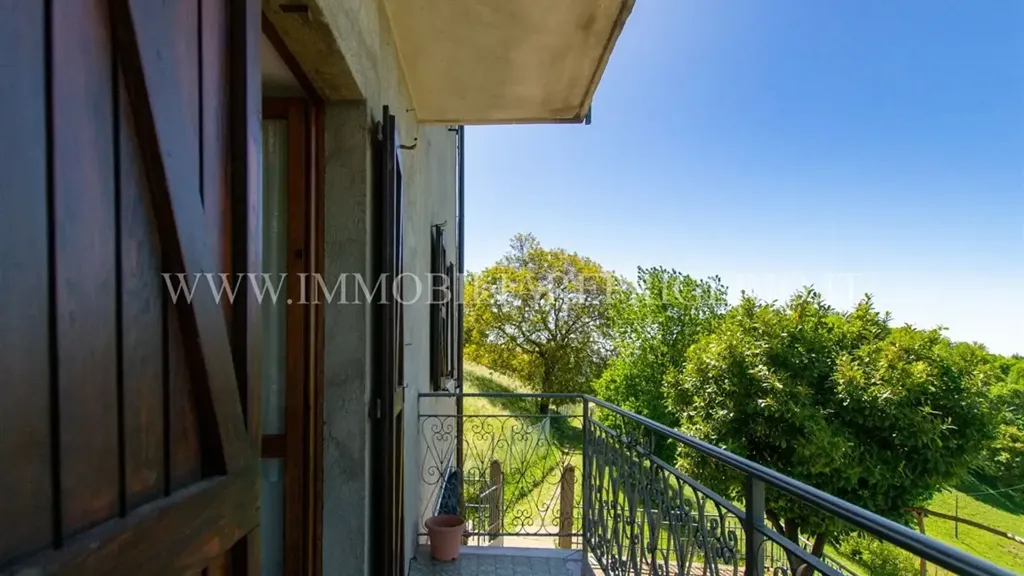 Balcon - Rustic Apartment with Garden in Collepedrino
