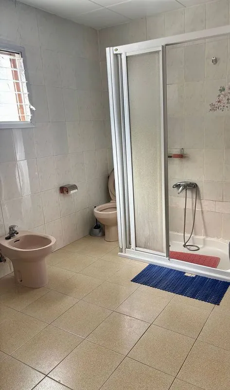 Bathrooms - Historic House with Terrace in Plena Huerta
