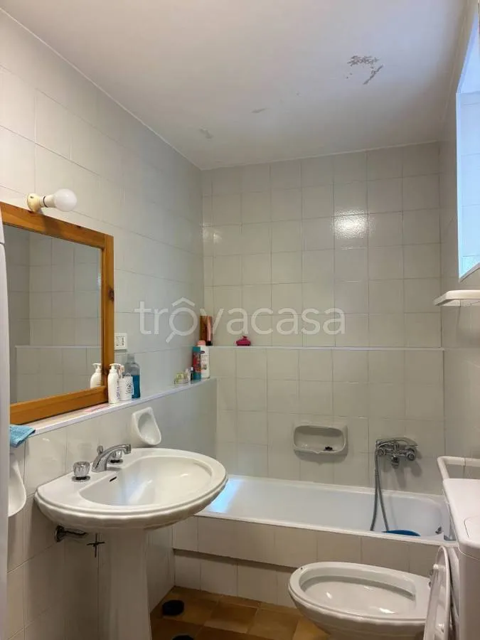 Bagni - Architectural Villa with Garden in Itri