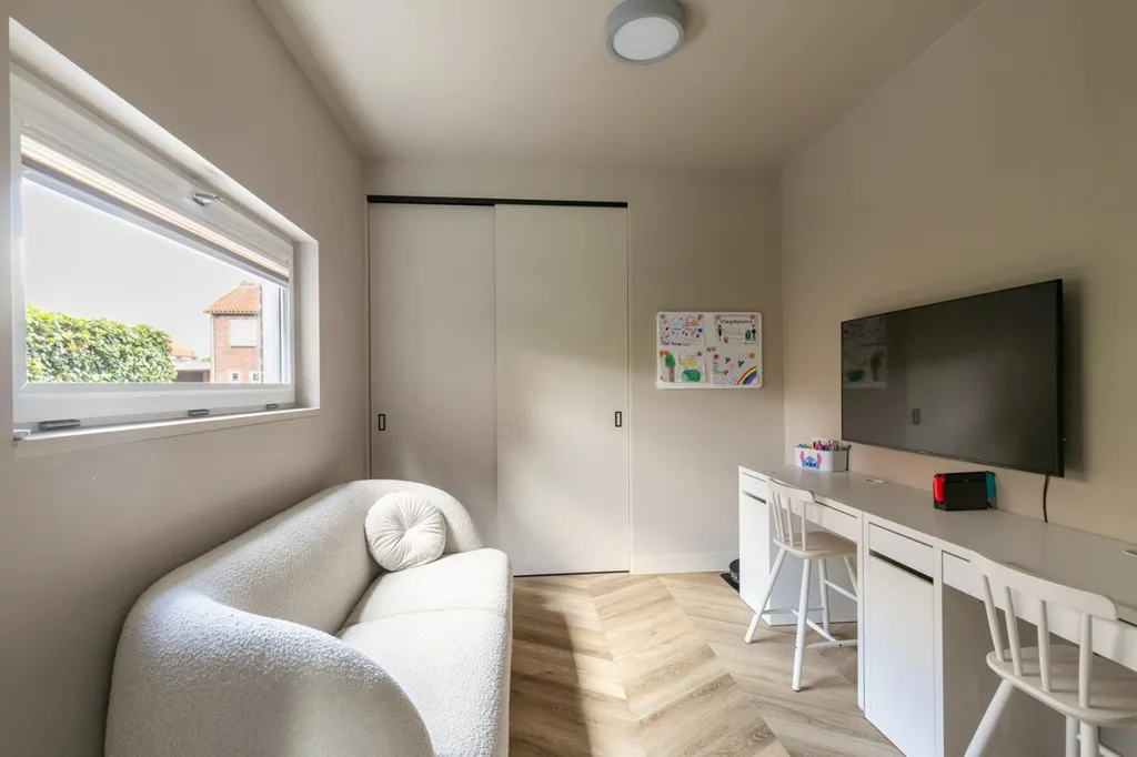 Magamistoad - Luxury Two-Storey House with Overkapping in Moergestel