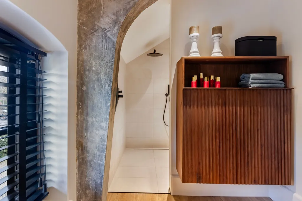 Salles de bain - Luxury Loft with Garden in Westmaas