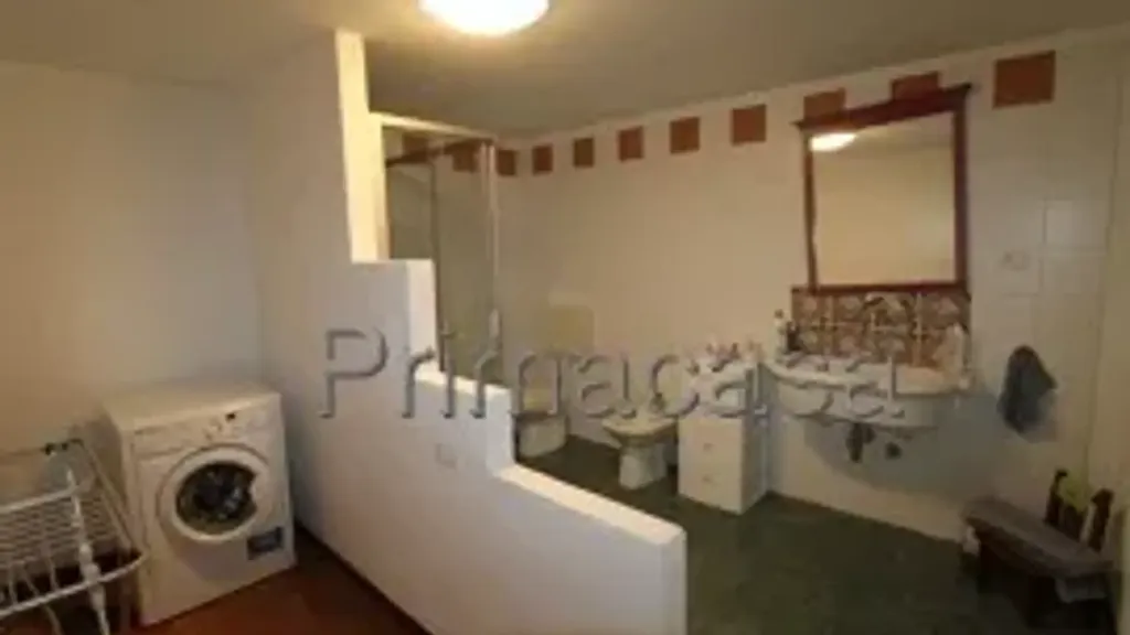 Bathrooms - Three-Level House with Garden in Fumane