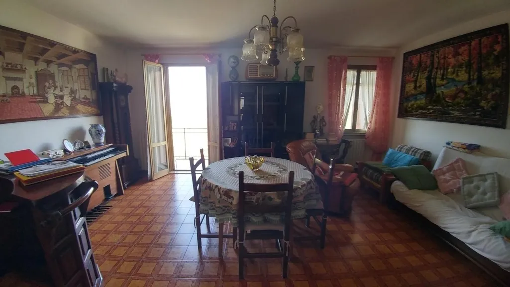 Salle à manger - Apartment with Private Garden in Zocca