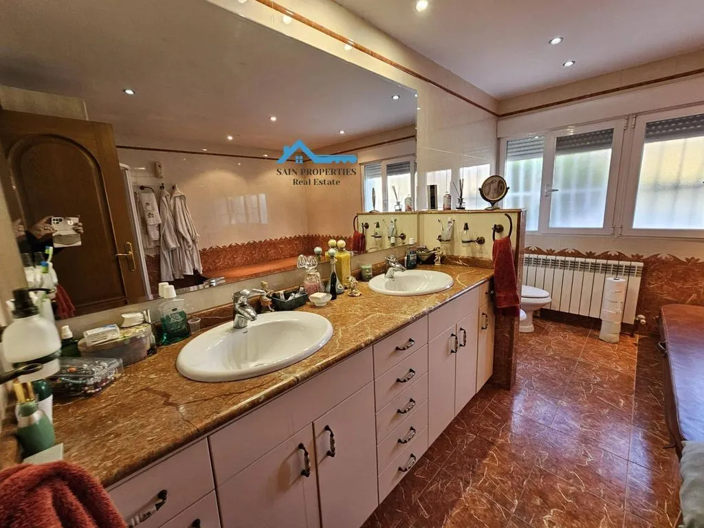 Vannitoad - Luxury Villa with Pool in Colonia Escandinavia