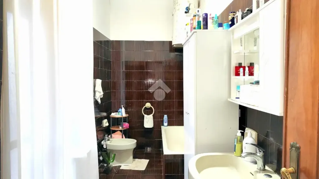 Vannitoad - Three-Bedroom Apartment with Panoramic Balcony in Lucera