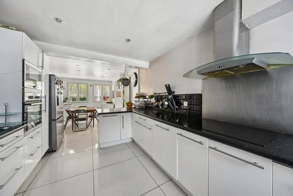 Cucina - House with 400m² Garden near Paris