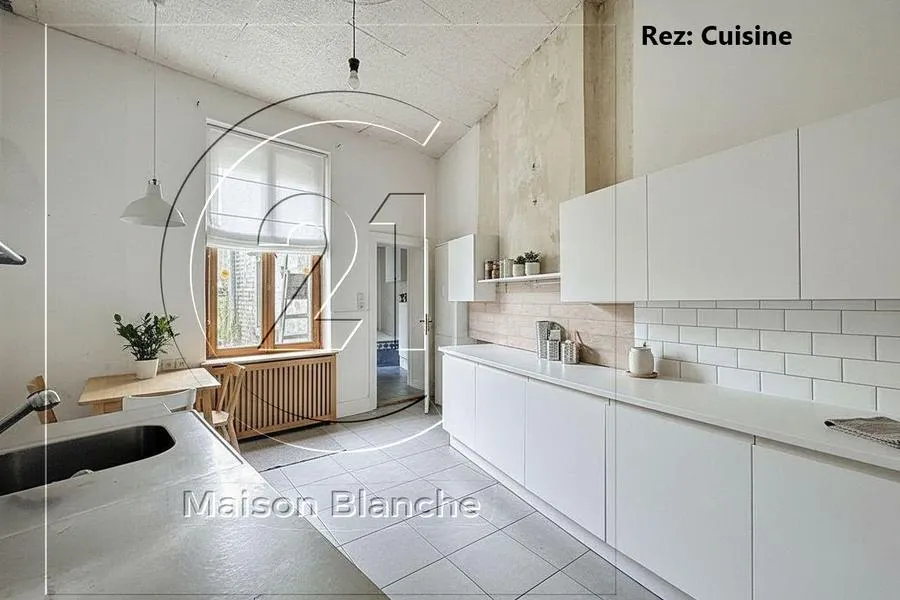 Cuisine - Maison à Rénover avec Jardin à Genappe