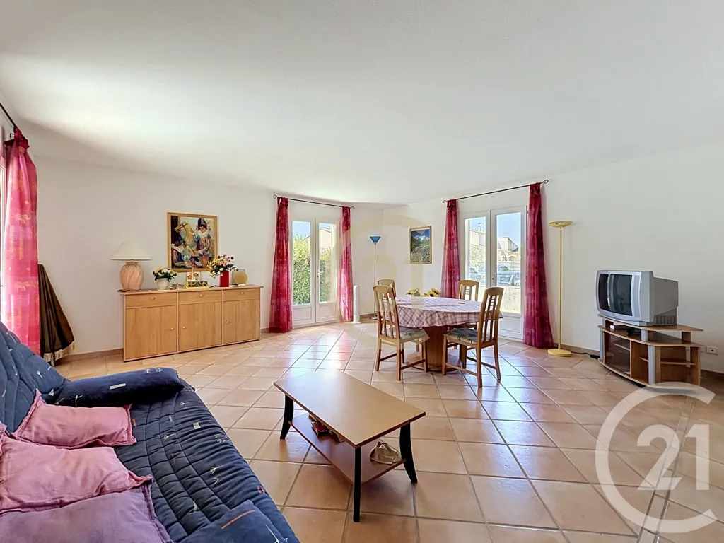 Living Room - Villa with Garden in Aramon