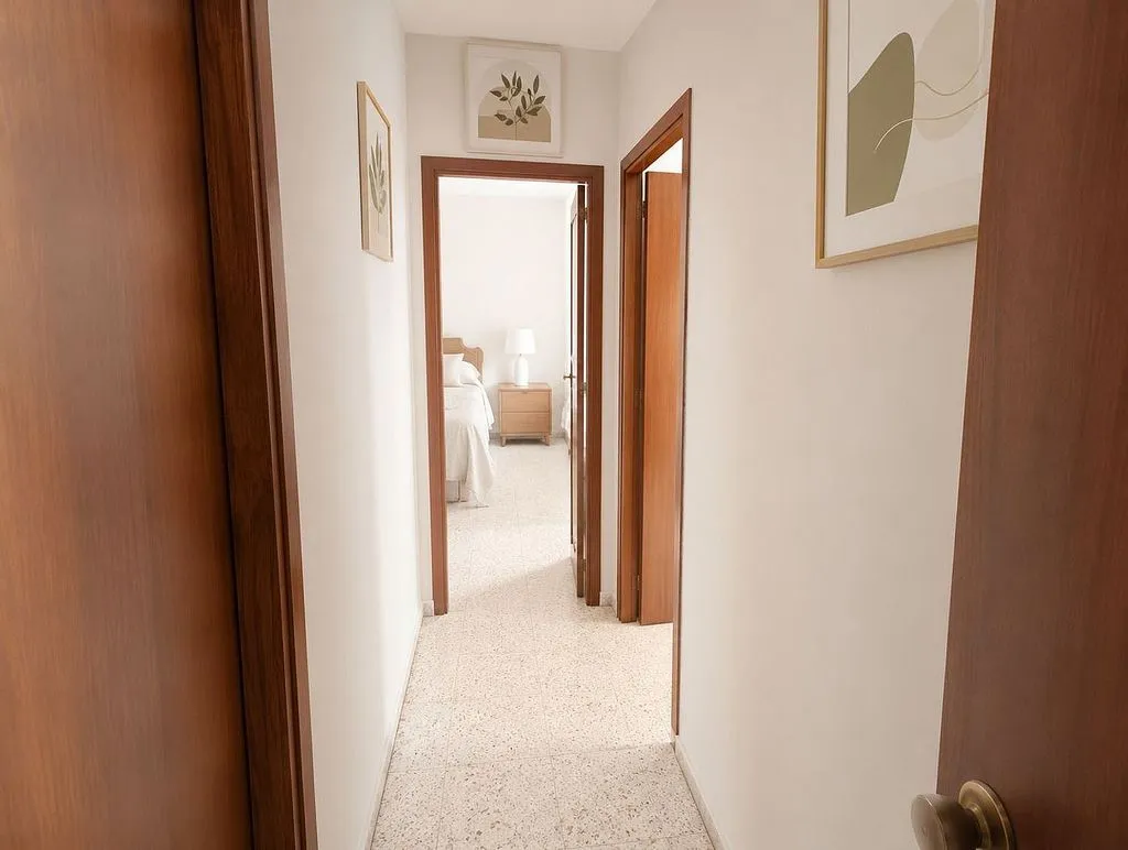 Entrée - Apartment with Terrace in Santa Paula