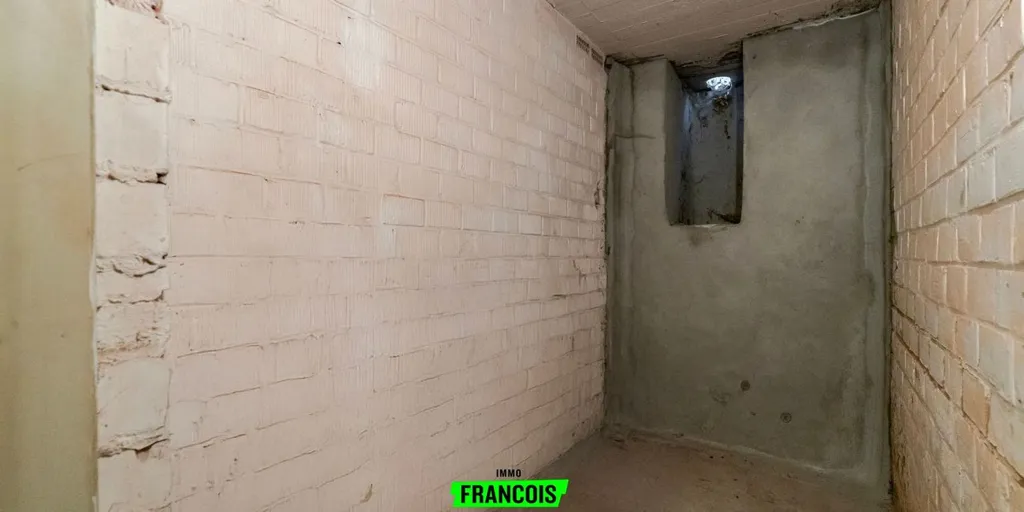 Toad - Bright Apartment with Balcony in Ganshoren