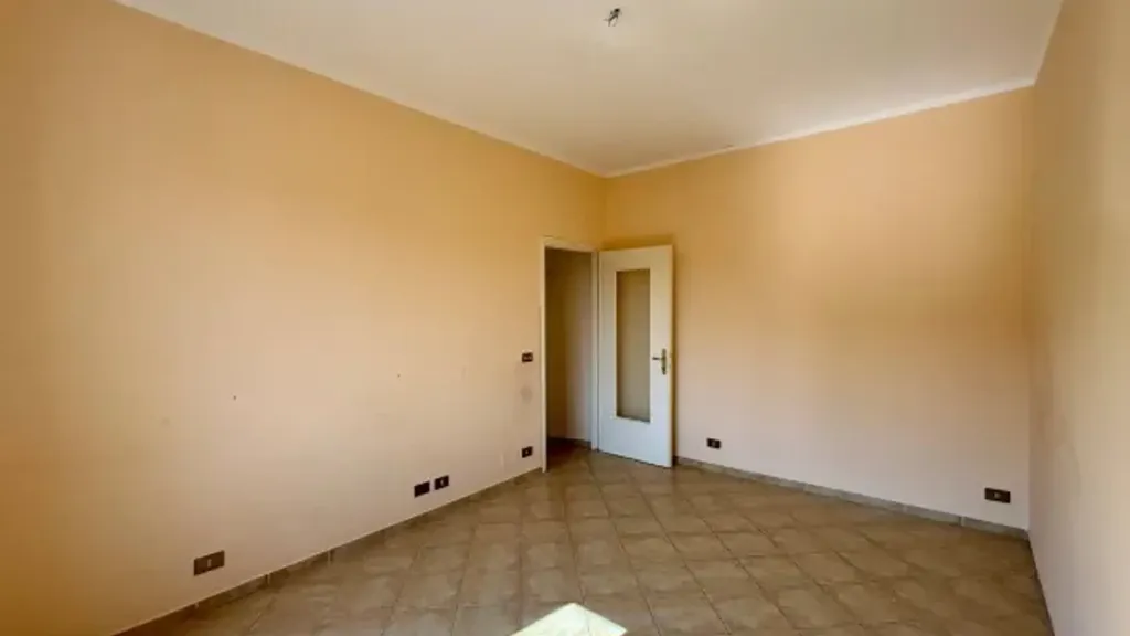 Pièces - Modernised 2-Bed Flat with Balcony in Pinerolo