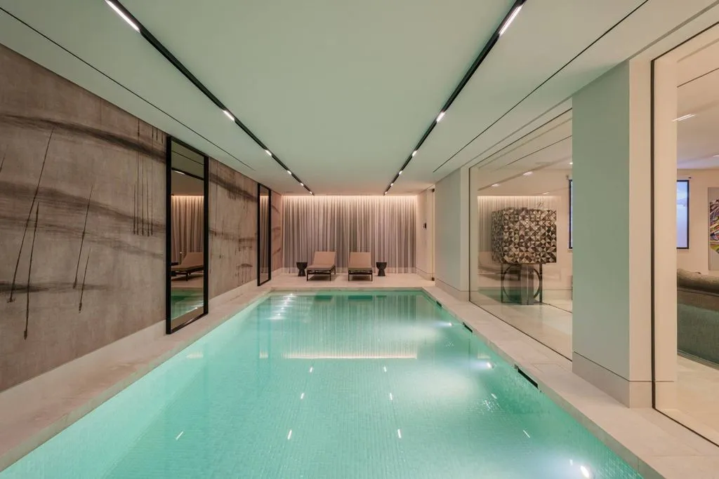 Bassein - Luxury Villa with Heated Pool in Marbella