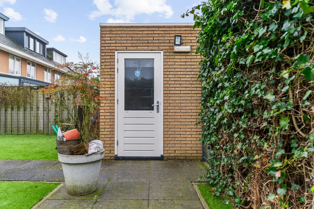 Aed - 6-toaline maja asukohas Amstelveen