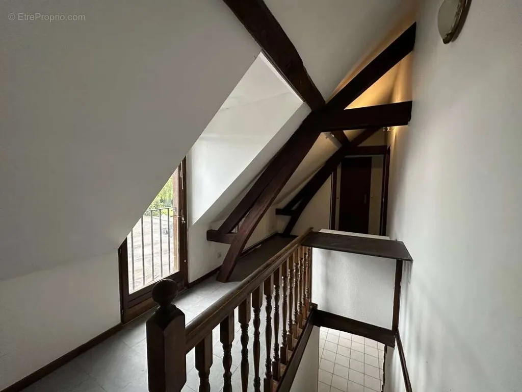 Pièces - Bungalow de plain-pied avec cour à Harbonnières