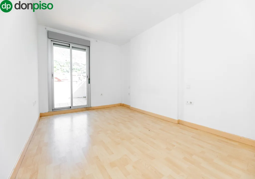 Toad - Twin-bedroom Flat with Terrace in Monachil