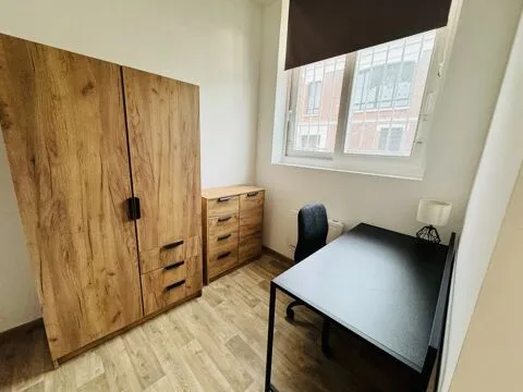 Chambres - Studio Meublé en Centre-Ville de Saint-Quentin