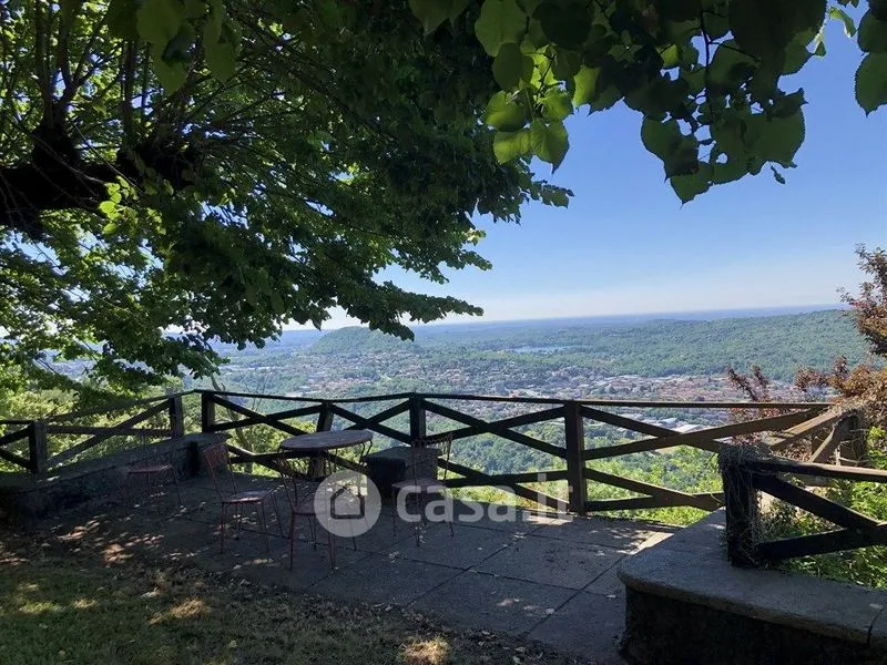 Jardin - Duplex with Garden View in Camnago Volta, Como