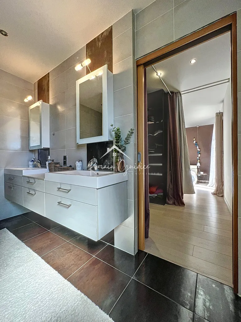 Vannitoad - Villa with Impressive View in Millau