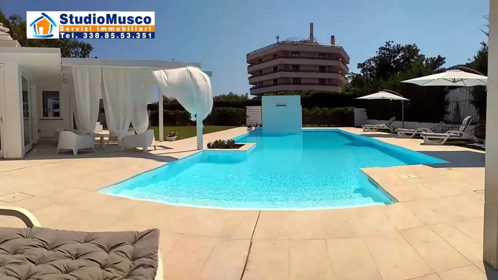 Piscina - Rustic Villa with Sea View on Lungomare Circe
