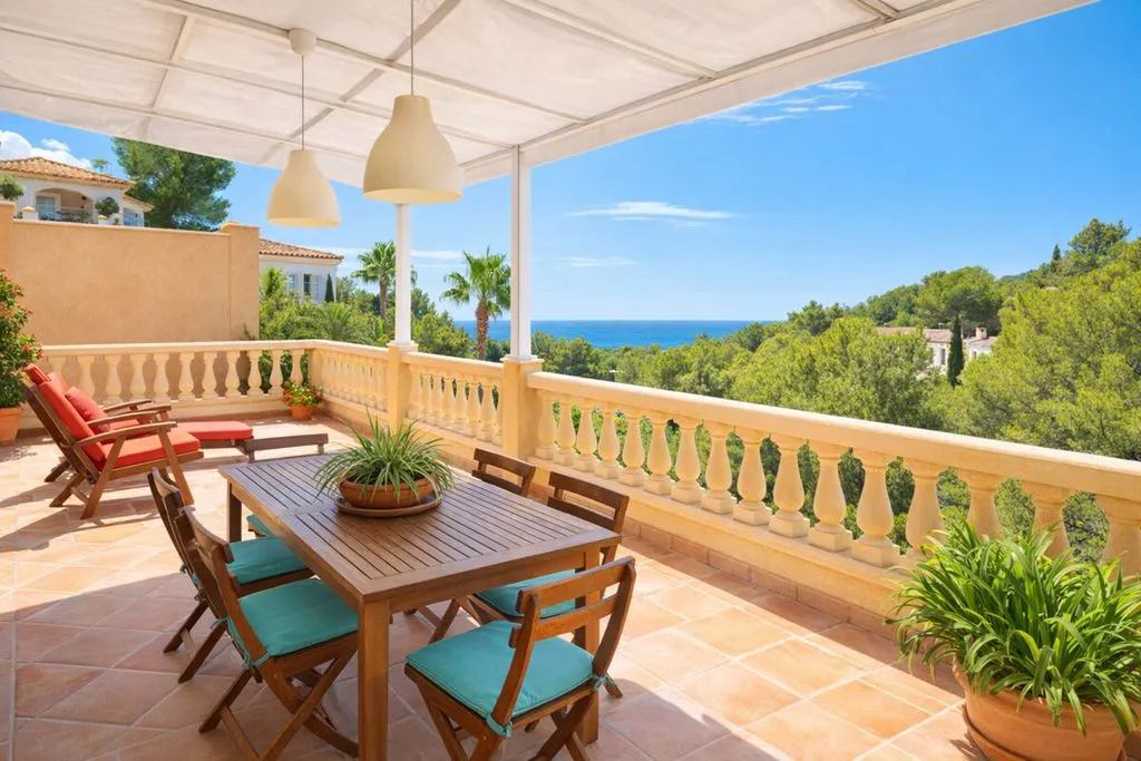 Terrasse - Luxury Villa with Sea View in Bendinat