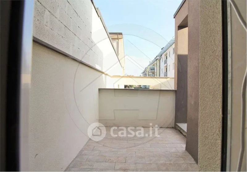Rõdu - Contemporary Villa with Private Garden in Mariano Comense