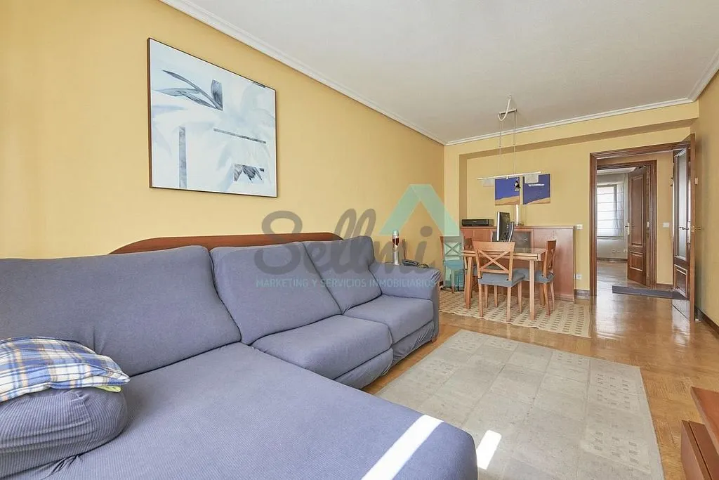 Séjour - Furnished Apartment with Pool in Viesques