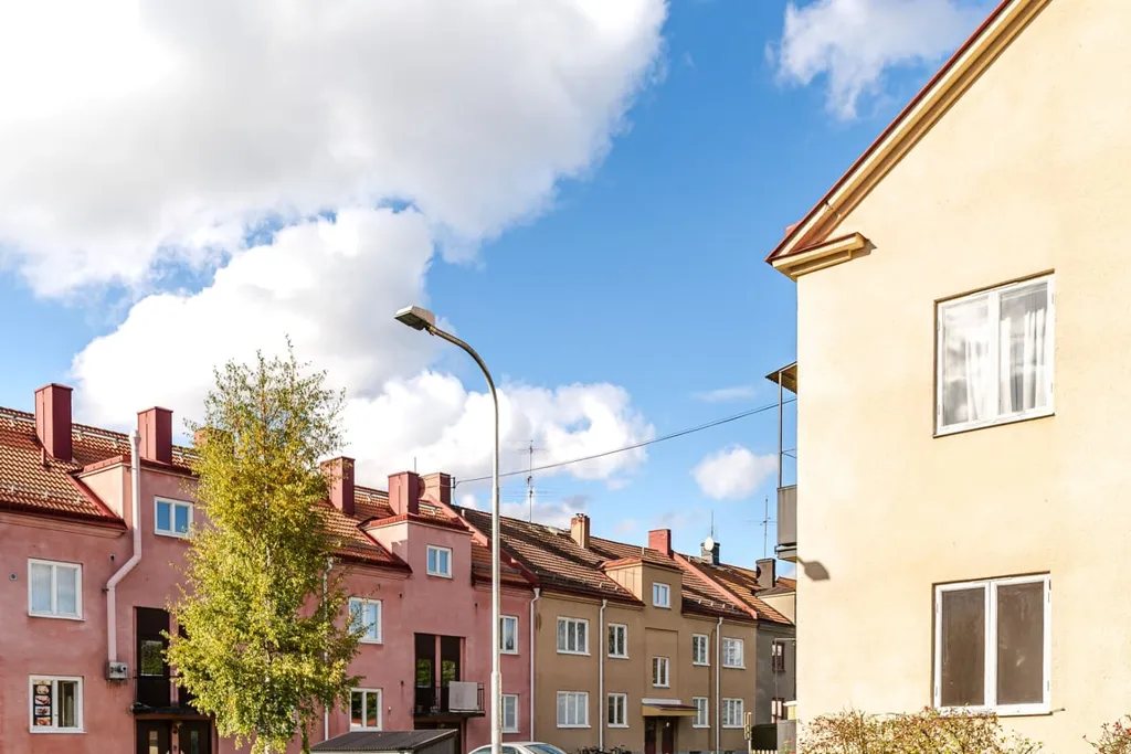 Esterno - Apartment with West-Facing Balcony in City Proximity