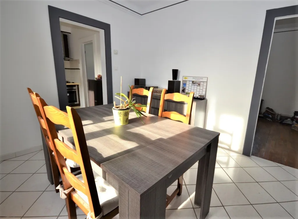 Salle à manger - Appartement T3 avec Cave au Boulevard Lobau à Nancy