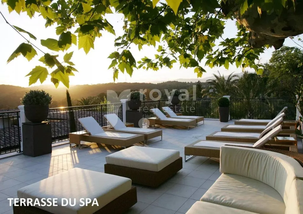 Appartement Luxe avec Piscine à Mougins