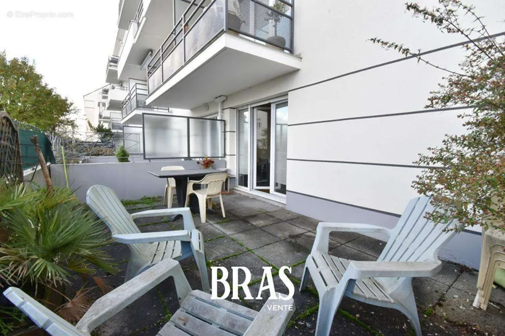 Rõdu - Studio with Terrace in Nantes Beaulieu
