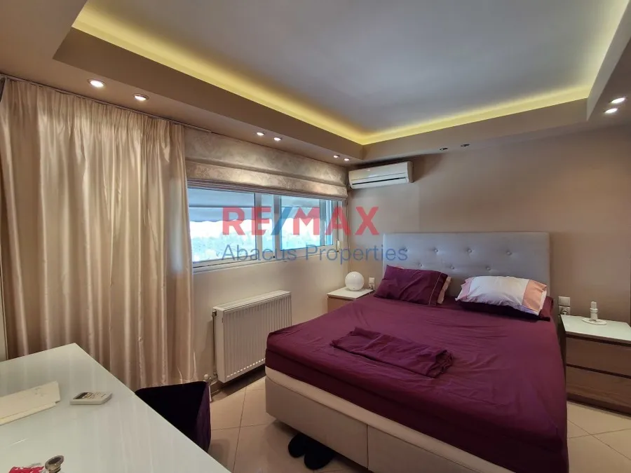 Bedrooms - Apartment with Panoramic Views in Nikaia