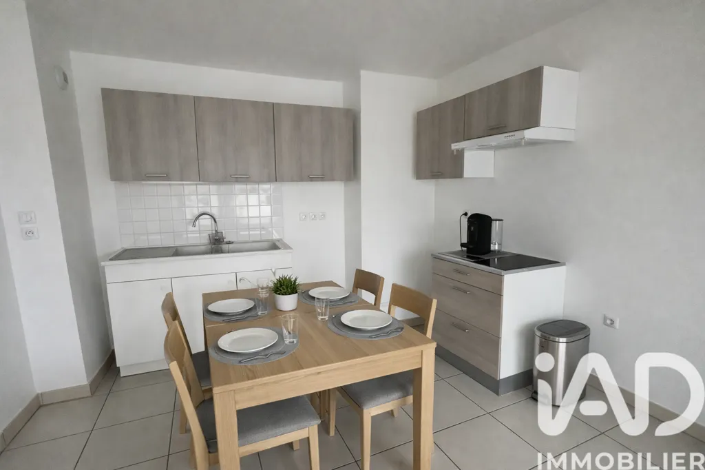 Cuisine - Appartement T2 avec Loggia et Parking à Chartres
