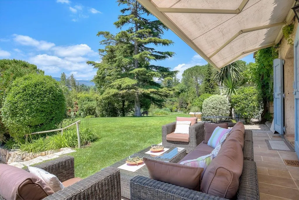 Terrass - Provencal Villa with Pool in Cannes Hinterland