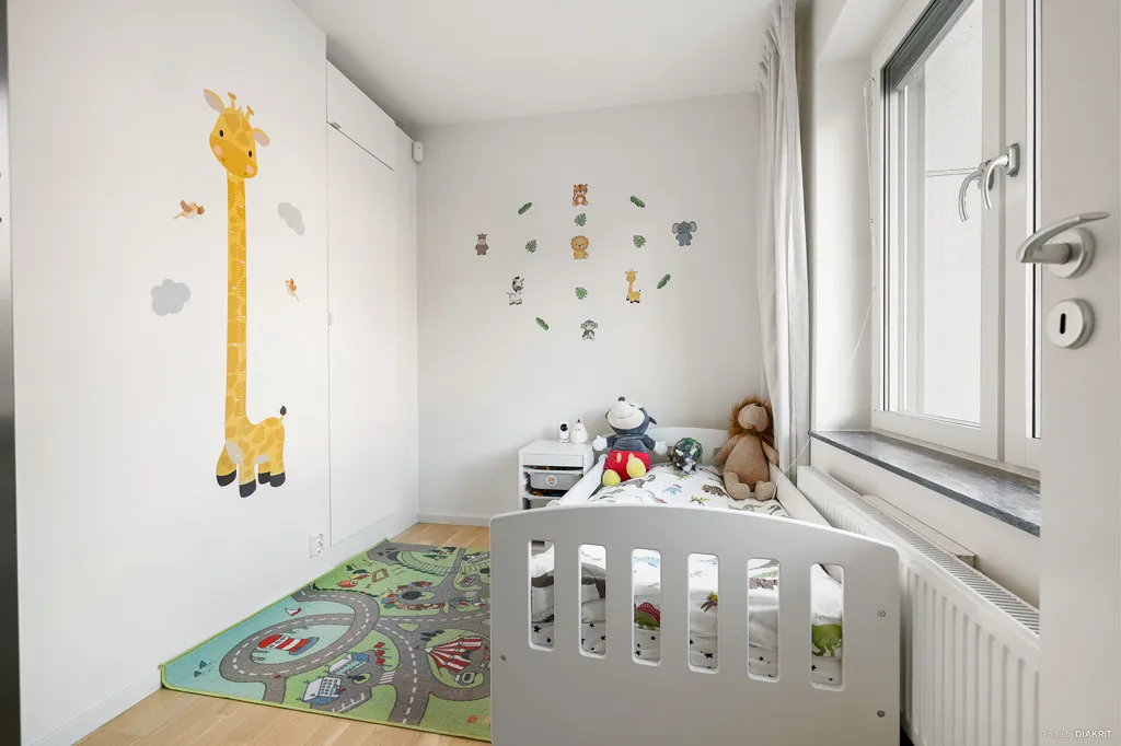 Chambres - Apartment with Balcony in Central Huddinge