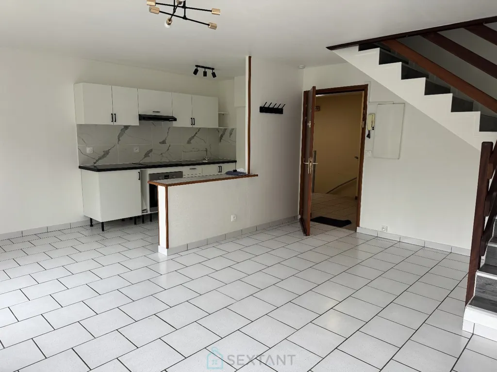 Cucina - Refurbished Duplex in Limay Centre