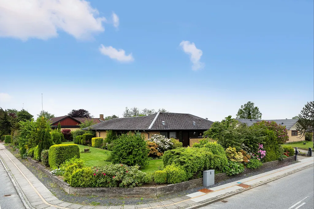 Vista aerea - Corner Villa with Garden in Toftlund