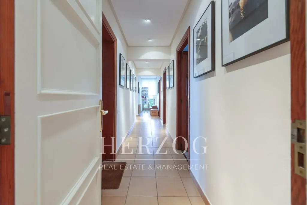 hallway_entrance