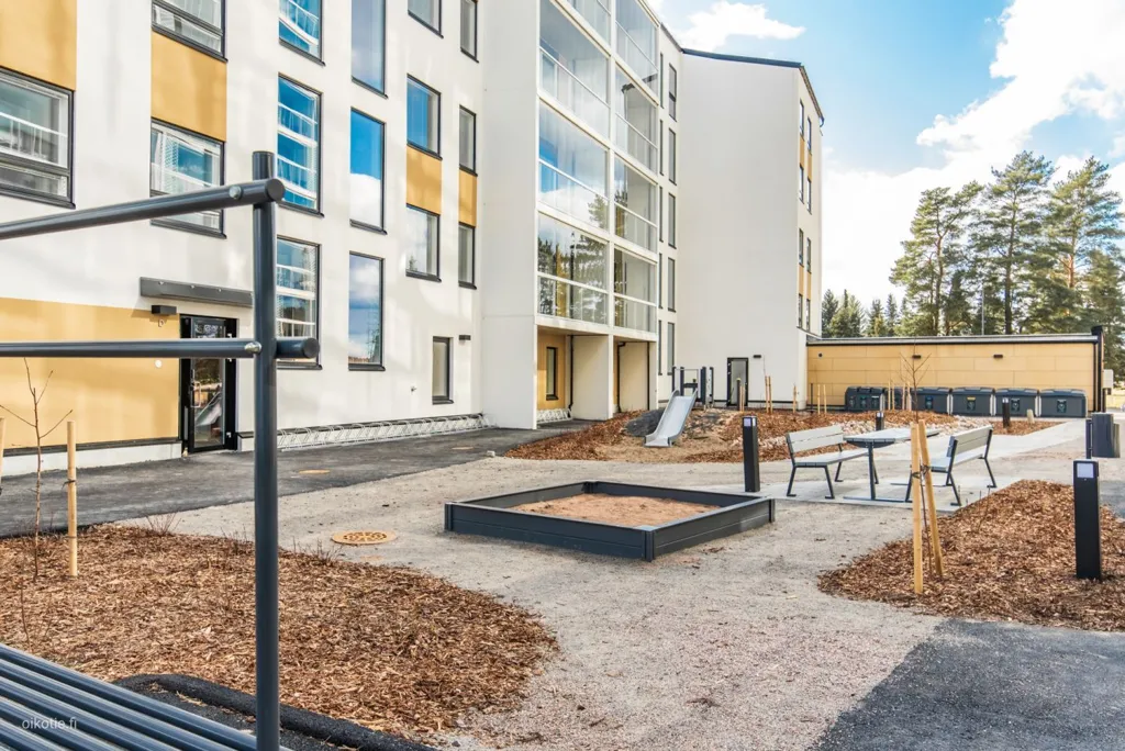Aed - Modern Apartment with Balcony in Tuusula